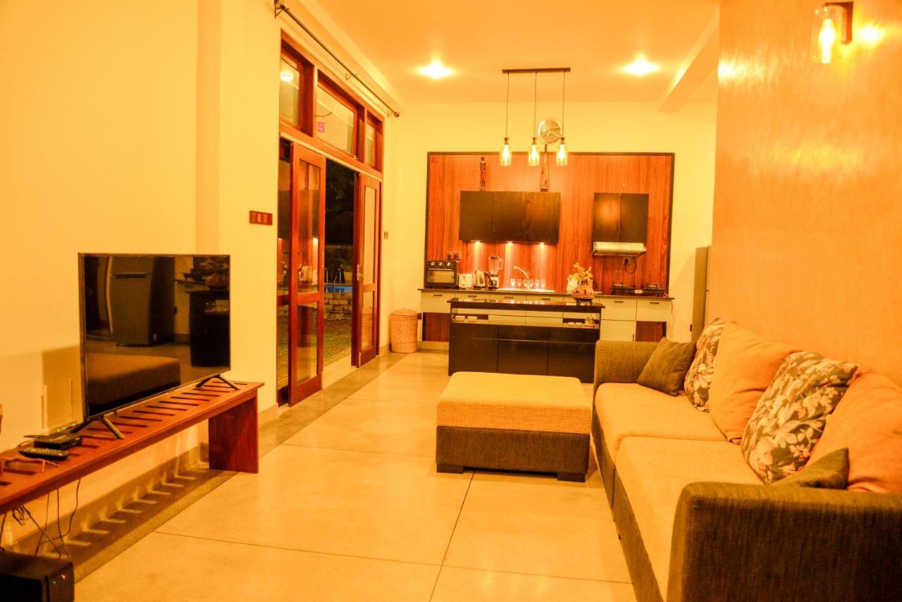 Yehen'S Villa Unawatuna Exterior photo