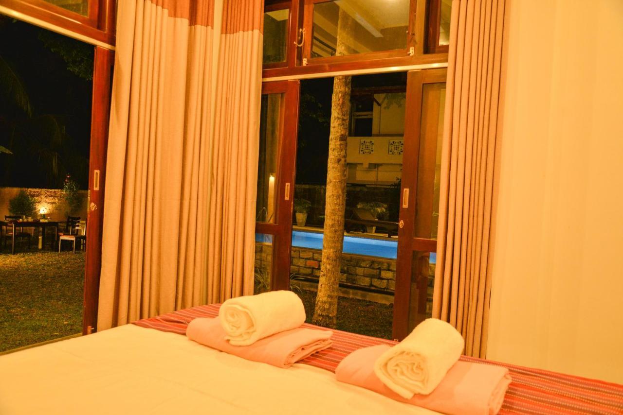 Yehen'S Villa Unawatuna Exterior photo
